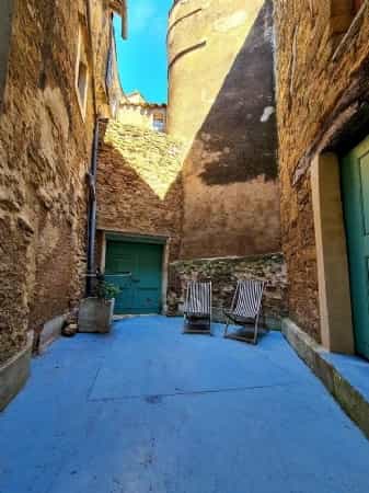 σπίτι σε Abeilhan, Languedoc-Roussillon 10097367