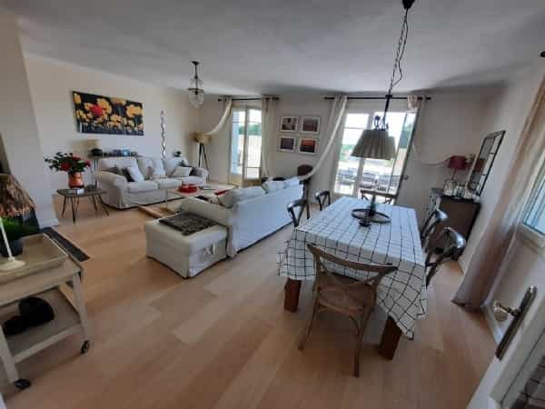Huis in Pailhes, Languedoc-Roussillon 10097583