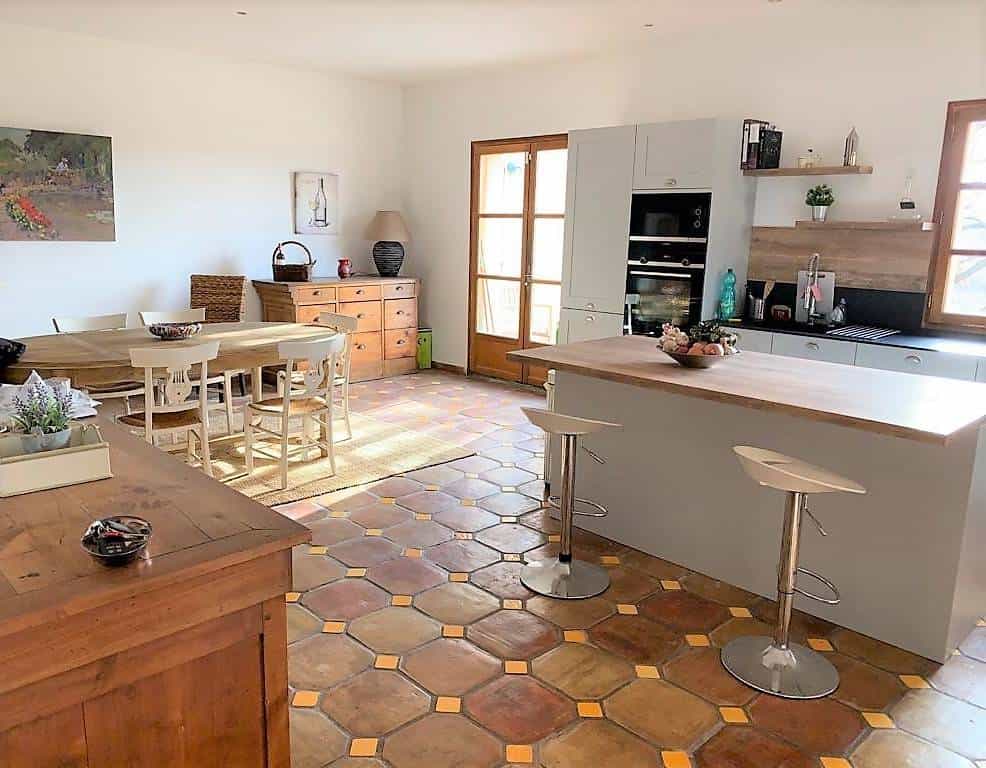 Casa nel La Motte, Provence-Alpes-Cote d'Azur 10097780