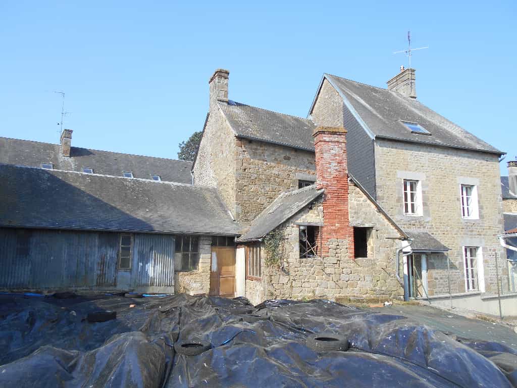 Hus i Sainte-Marie-du-Bois, Normandie 10097943