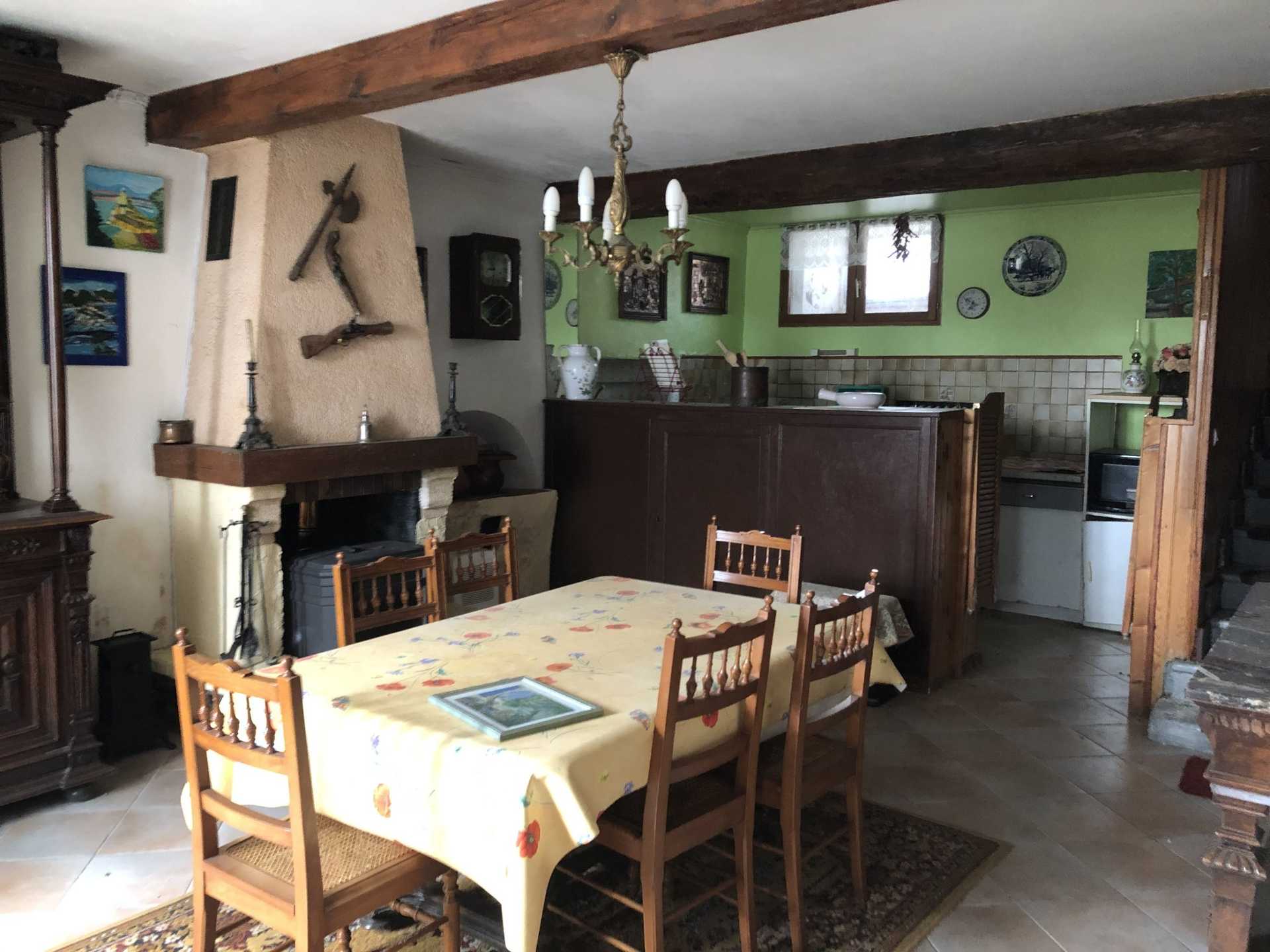 Talo sisään Belveze-du-Razes, Occitanie 10097985
