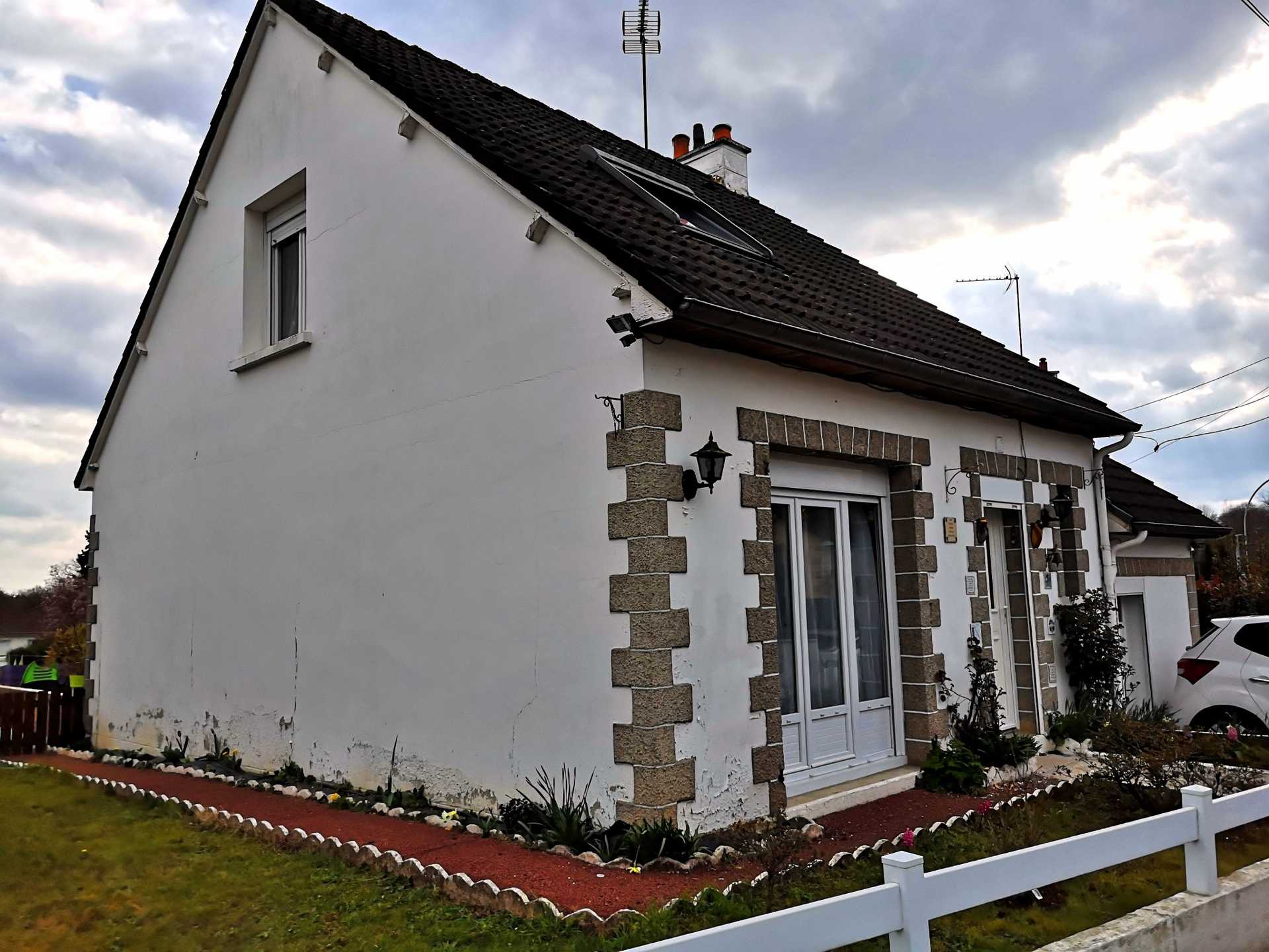 Rumah di Fougerolles-du-Plessis, Membayar de la Loire 10098008