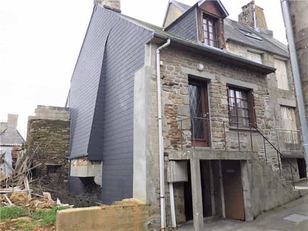 Hus i Saint-Clement-Rancoudray, Basse-Normandie 10098049