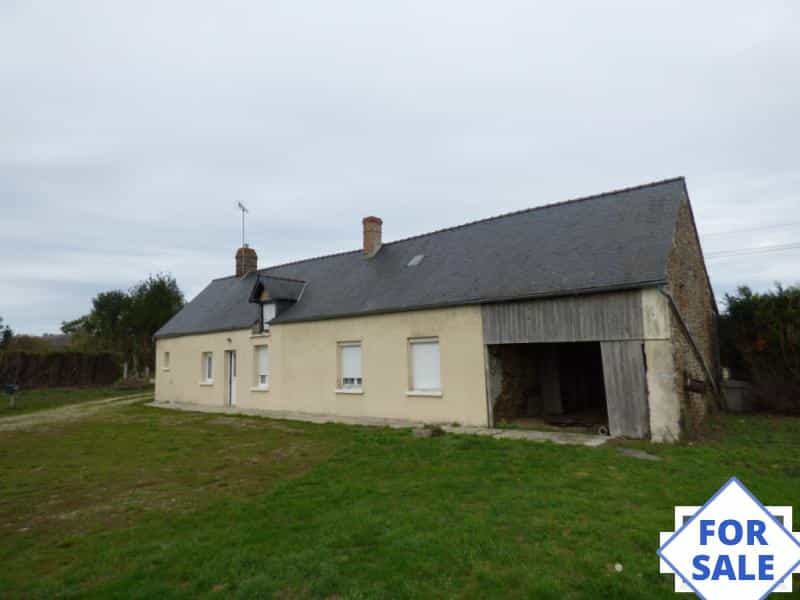 Rumah di Saint-Cyr-en-Pail, Membayar de la Loire 10098141