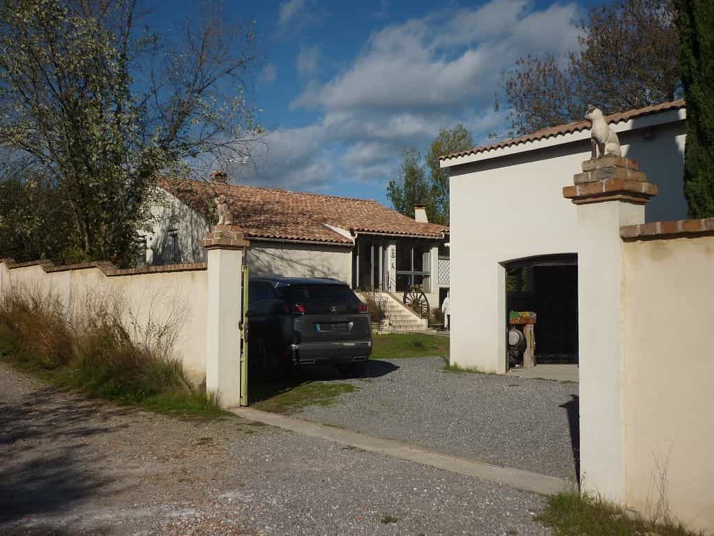 casa en Bagard, Occitania 10098268