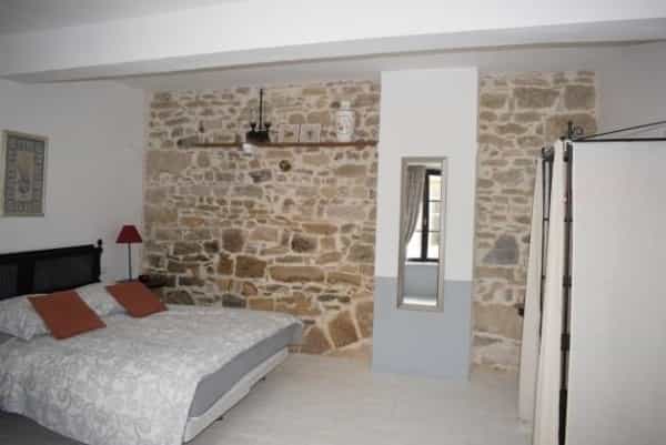 मकान में Vinassan, Languedoc-Roussillon 10098367
