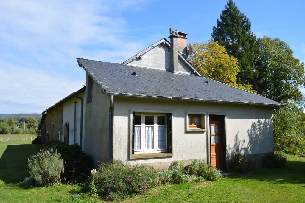 Hus i La Croisille-sur-Briance, Nouvelle-Aquitaine 10098384