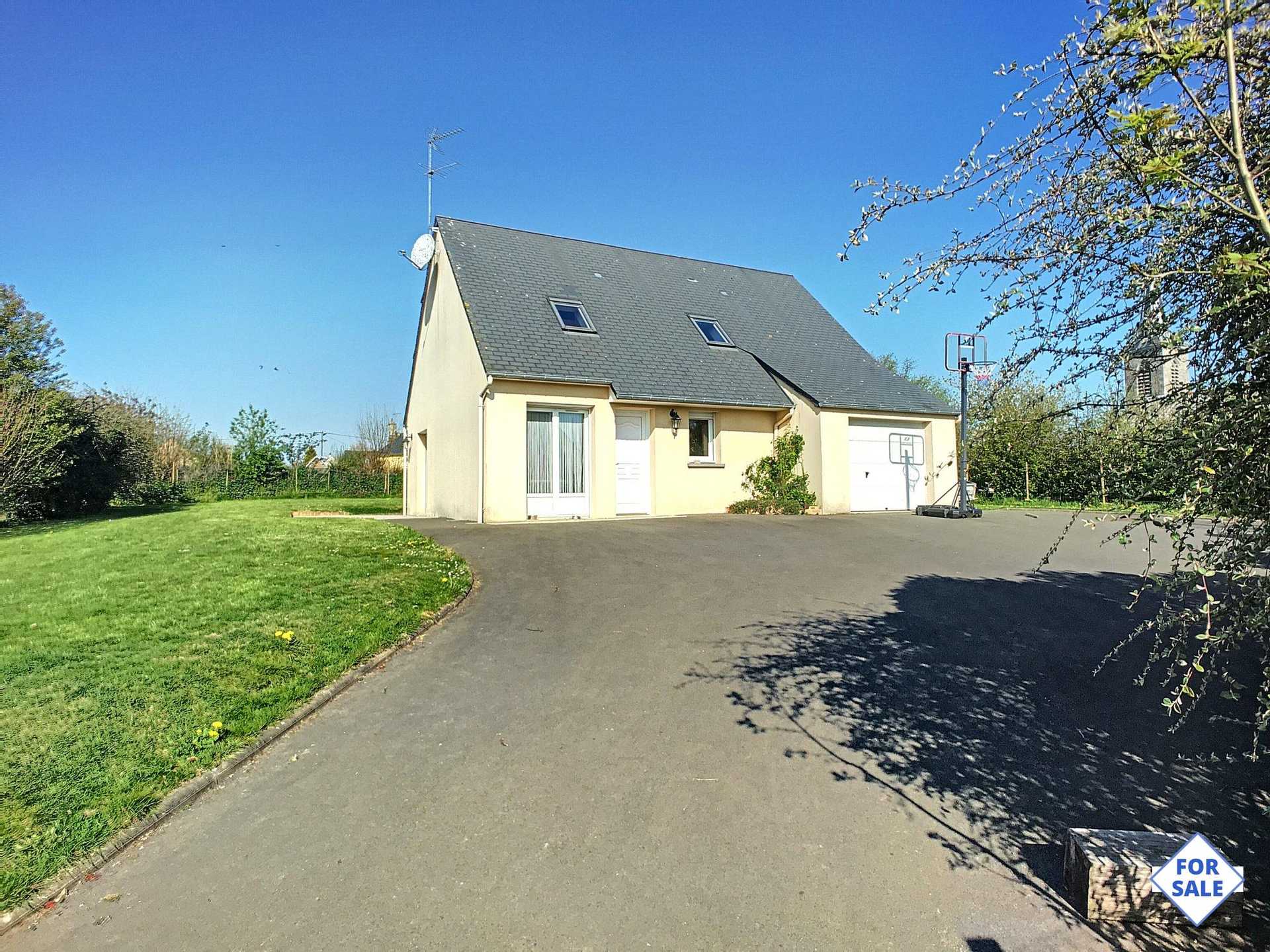 House in Cherence-le-Roussel, Normandie 10098460