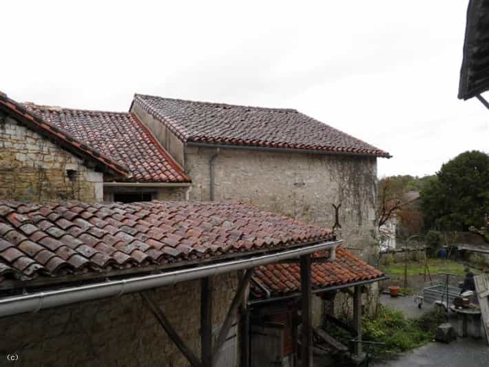 Hus i Condac, Poitou-Charentes 10098540
