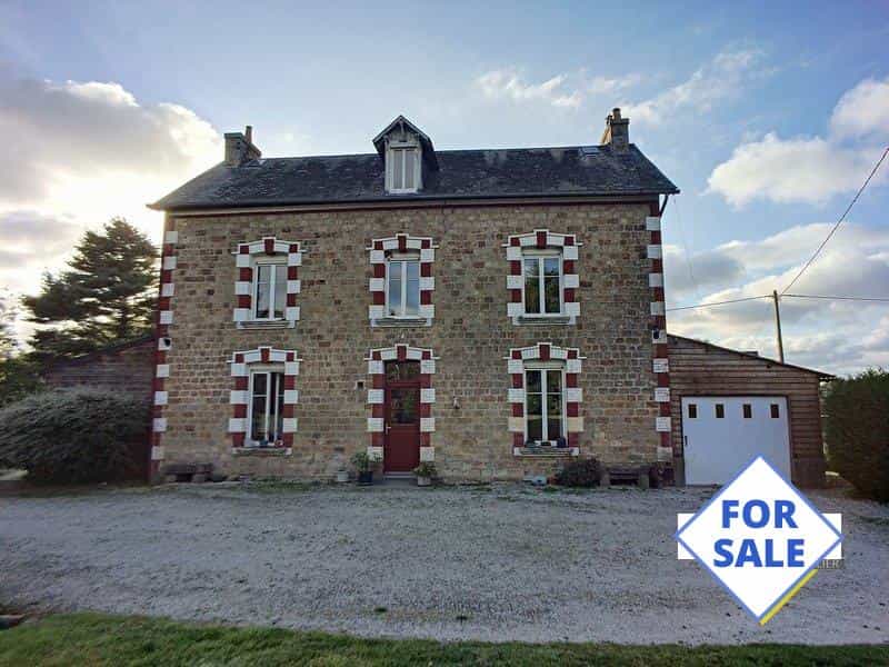 House in Vire, Normandie 10098568