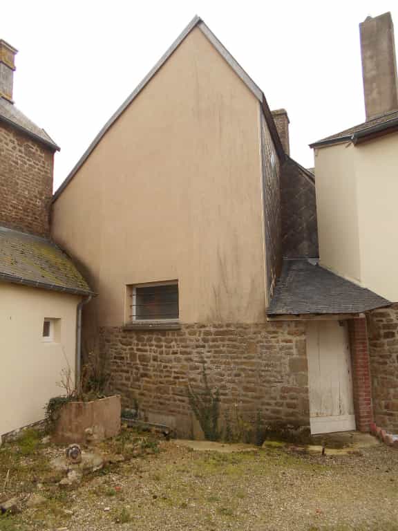 Будинок в Buais, Basse-Normandie 10098592