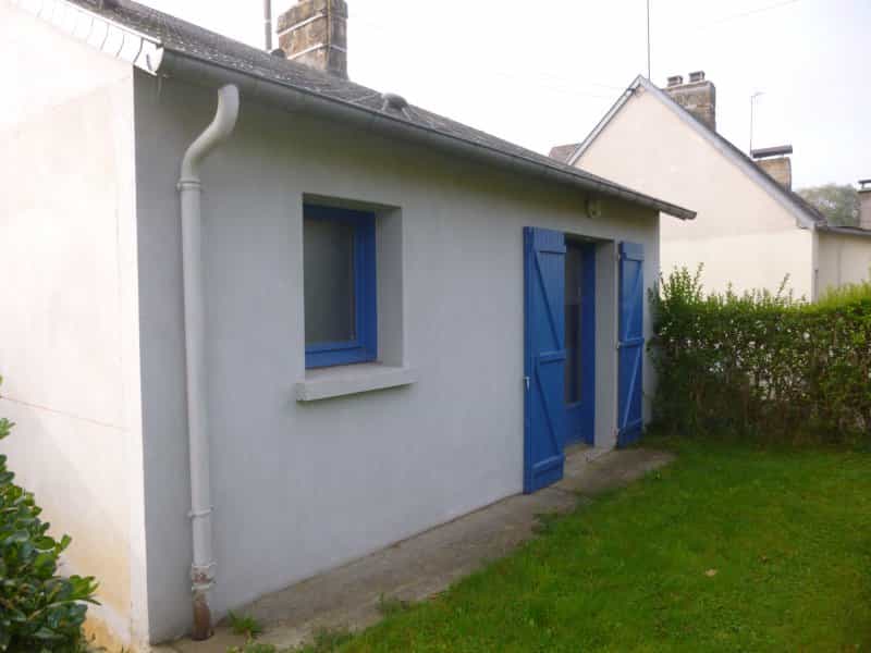 Rumah di Saint-Gilles-des-Marais, Normandie 10098599