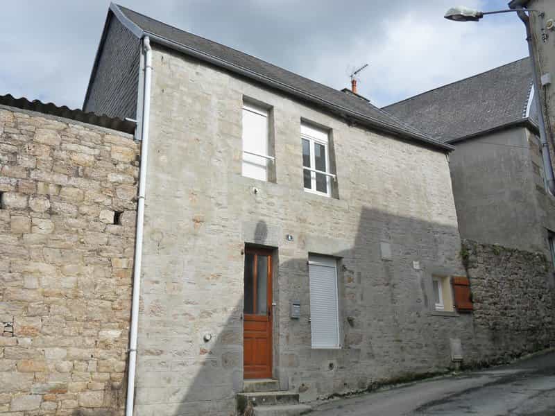 Huis in Villedieu-les-Poeles, Normandië 10098640