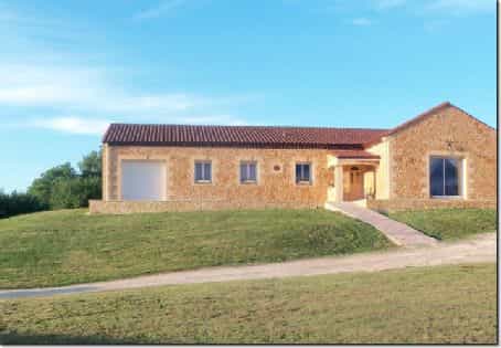House in Belves, Nouvelle-Aquitaine 10098713