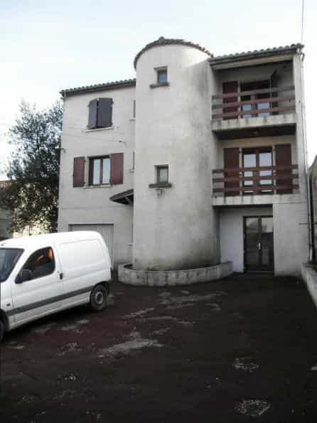 房子 在 Saint-Michel, Poitou-Charentes 10098741