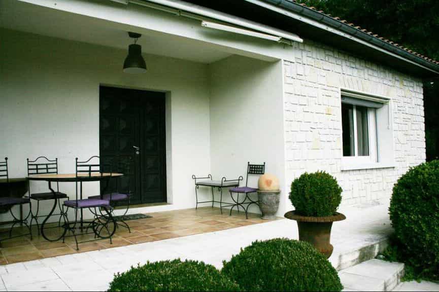Будинок в Linars, Poitou-Charentes 10098764