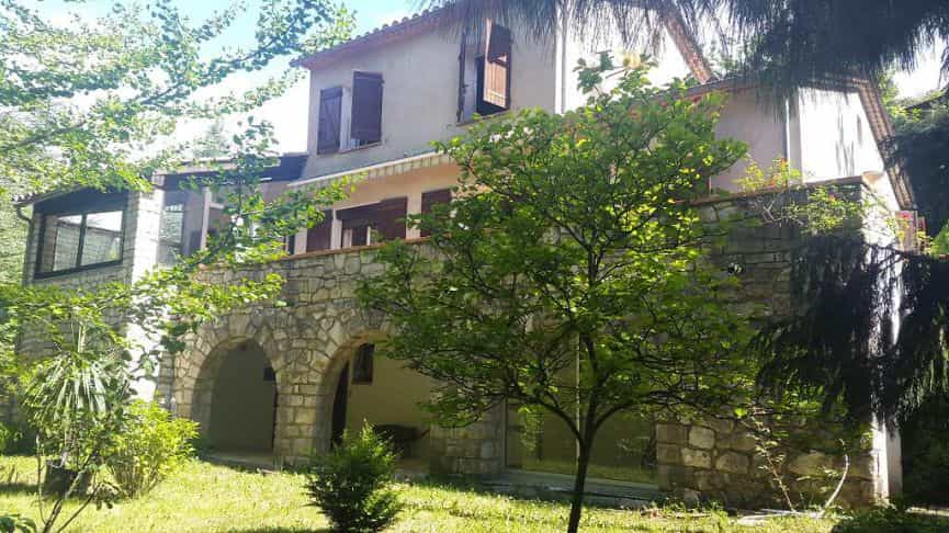 Dom w Genolhac, Occitanie 10098821