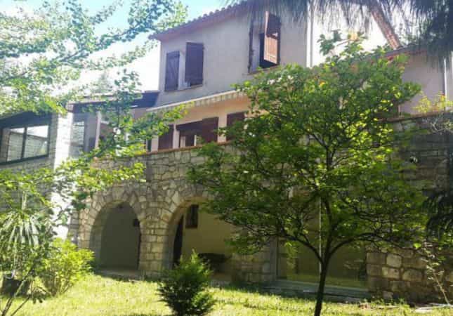rumah dalam Genolhac, Occitanie 10098821