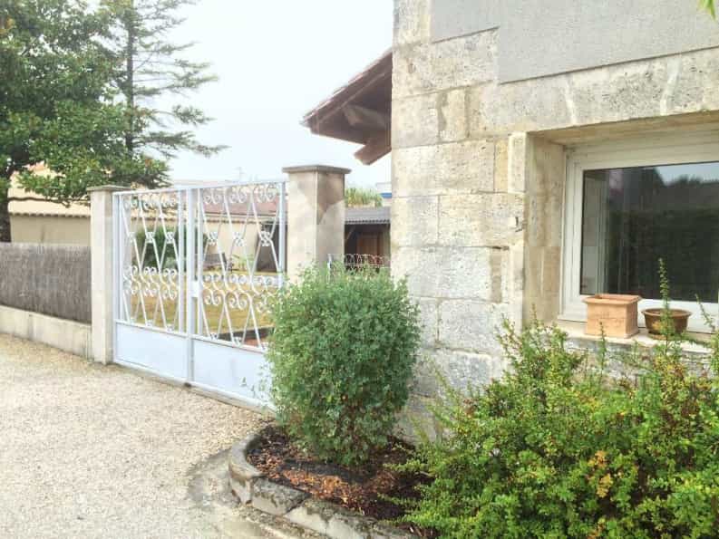 casa en Angouleme, Poitou-Charentes 10098841