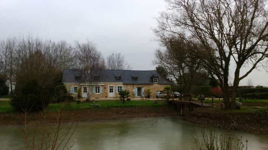 Talo sisään Champigne, Pays de la Loire 10098881