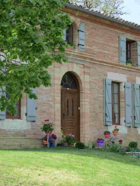 Dom w Castelsarrasin, Occitanie 10098883