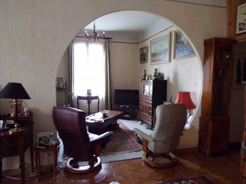 σπίτι σε Paulhan, Occitanie 10098889