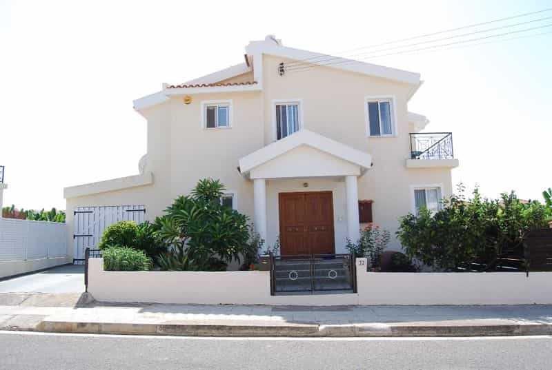 loger dans Kissónerga, Paphos 10098961