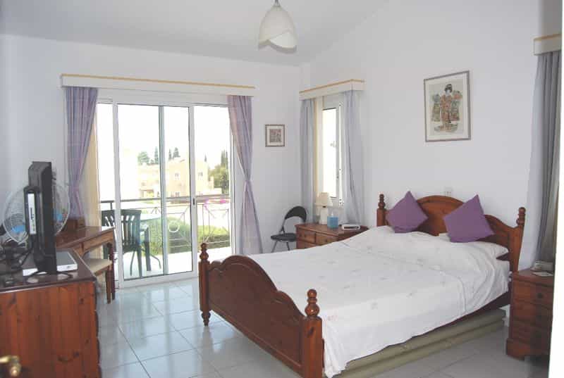 loger dans Kissónerga, Paphos 10098961