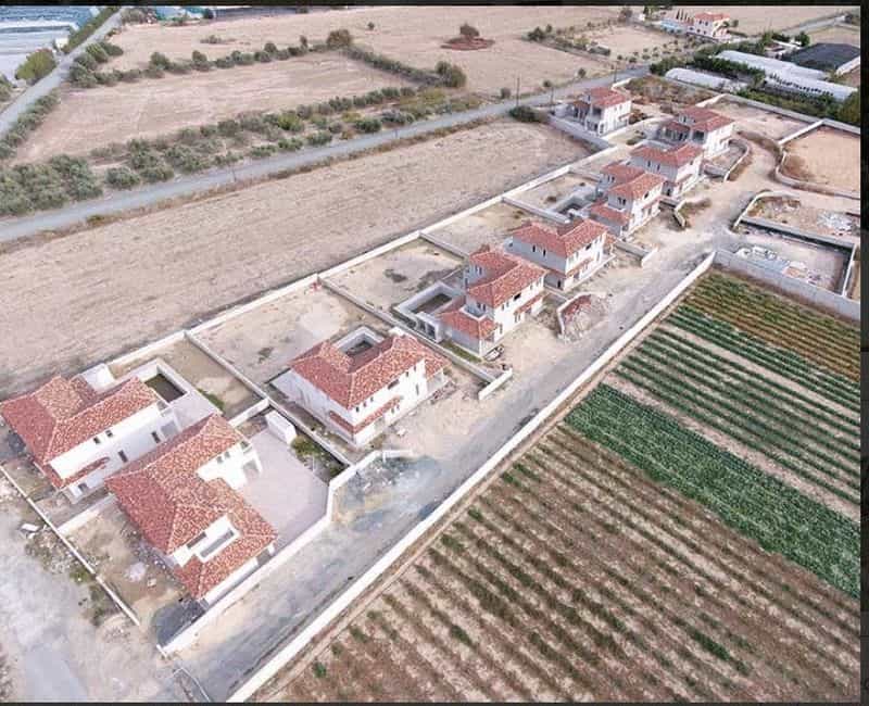 Huis in Pano Lefkara, Larnaca 10099137