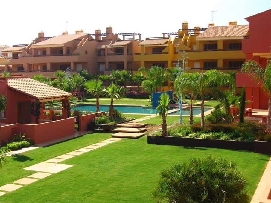 Condominium in Playa de los Nietos, Murcia 10099232
