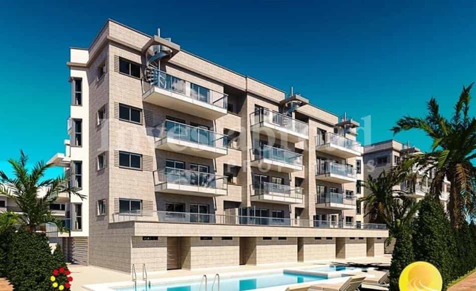 Condominium in Oliva, Valencia 10099256