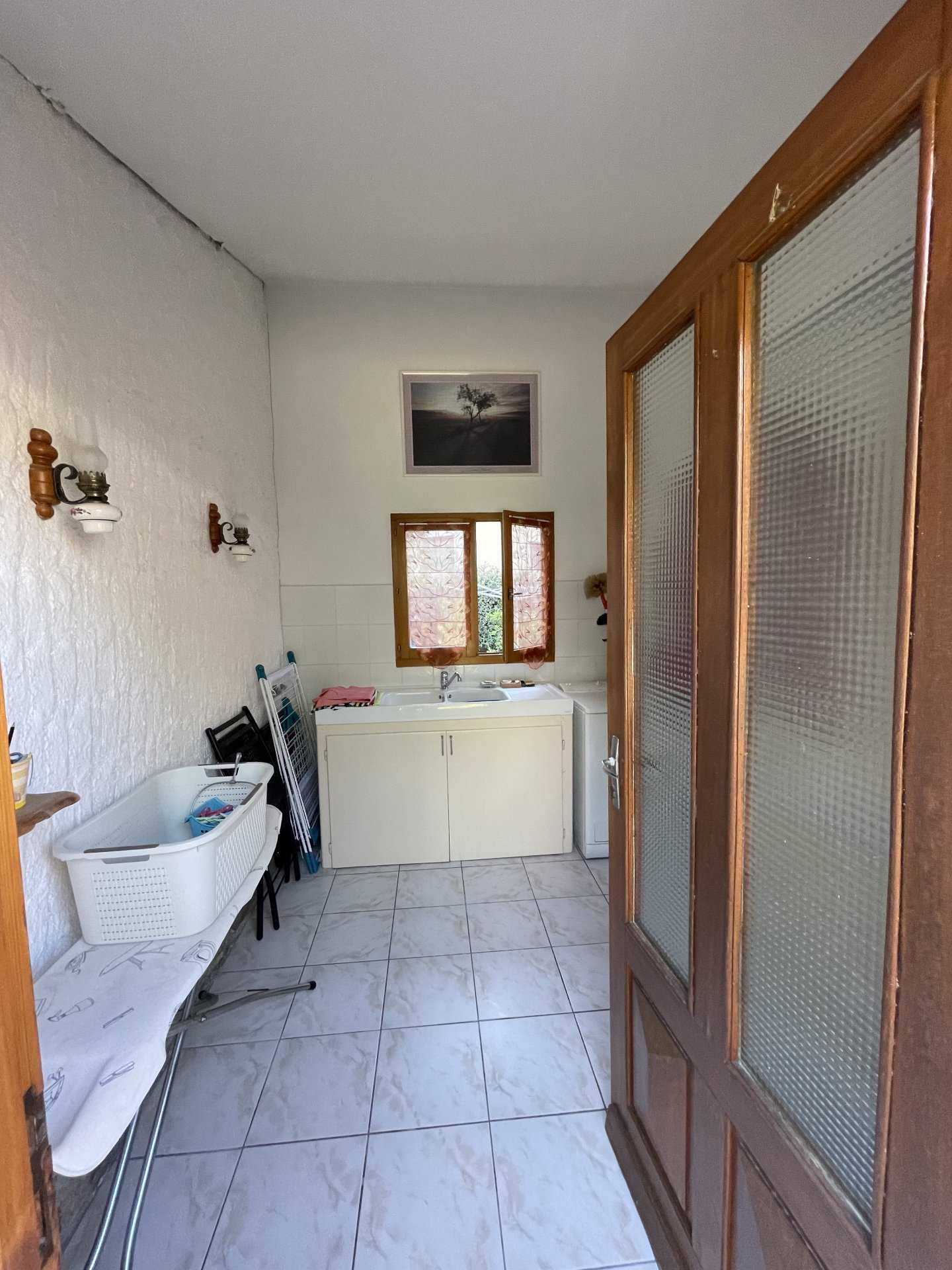 Talo sisään Saint-Jean-Pla-De-Corts, Languedoc-Roussillon 10099507