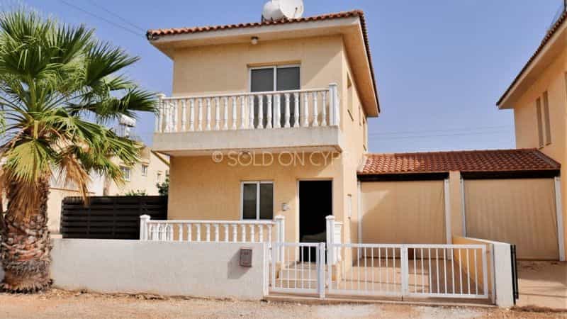 House in Xylofagou, Larnaka 10099626