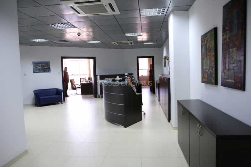 Pejabat dalam Paphos, Pafos 10099676