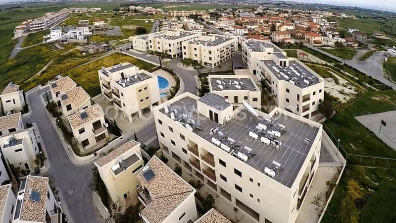 Condominium in Kiti, Larnaka 10099688