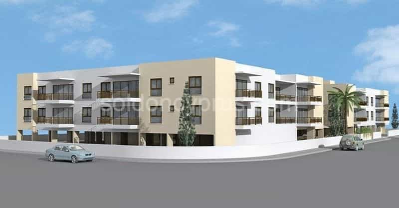 Condominium in Kiti, Larnaka 10099701