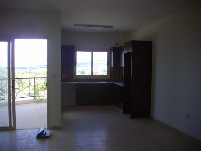 Condominium in Empa, Pafos 10099770