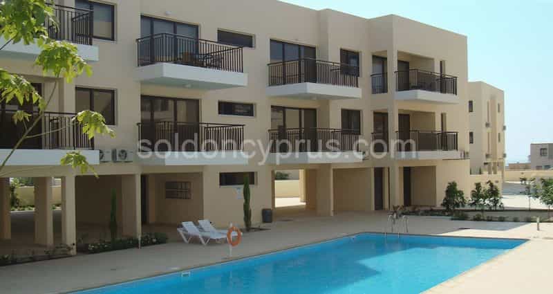 Condominium dans Kiti, Larnaka 10099906