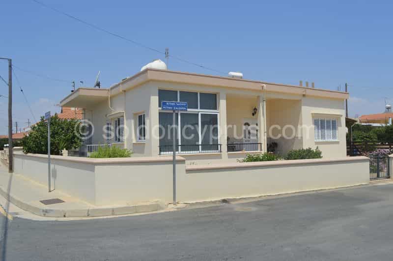 casa en Ormidia, Lárnaca 10099935