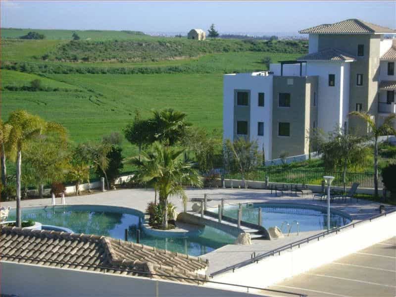 Condominium in Kiti, Larnaca 10100009
