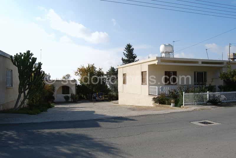 Land i Tremithousa, Paphos 10100069