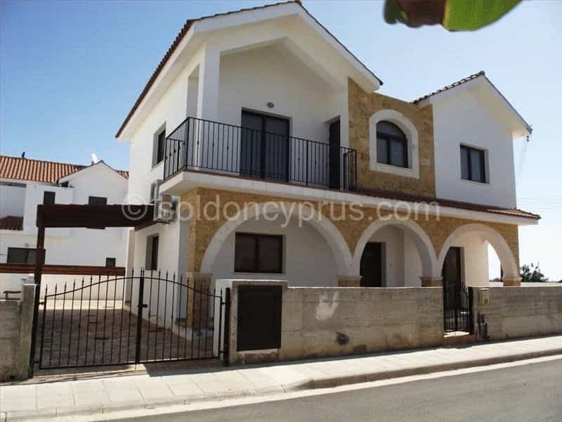 Dom w Frenaros, Famagusta 10100151
