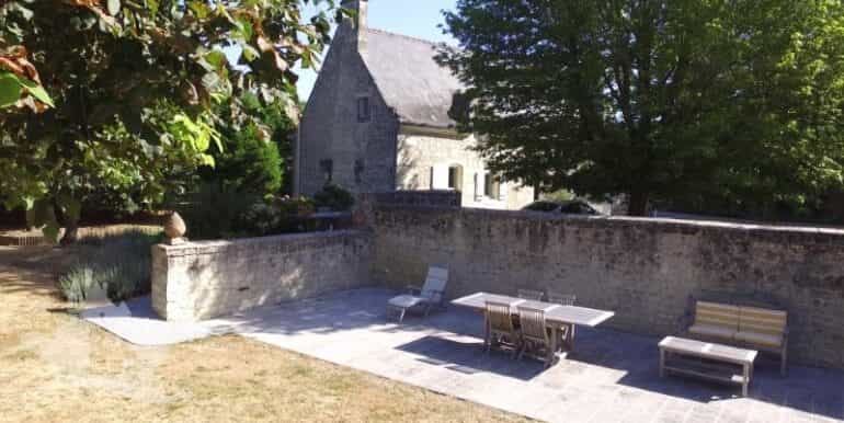 жилой дом в Chinon, Centre-Val de Loire 10100273