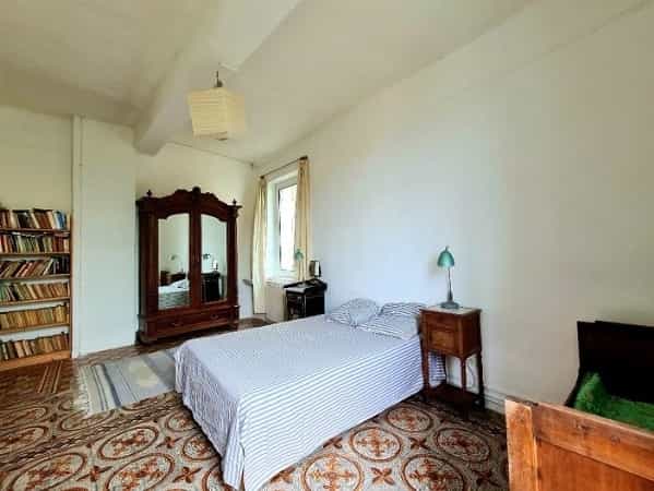 House in Pezenas, Languedoc-Roussillon 10100286