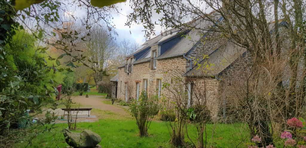 House in Crehen, Bretagne 10100718