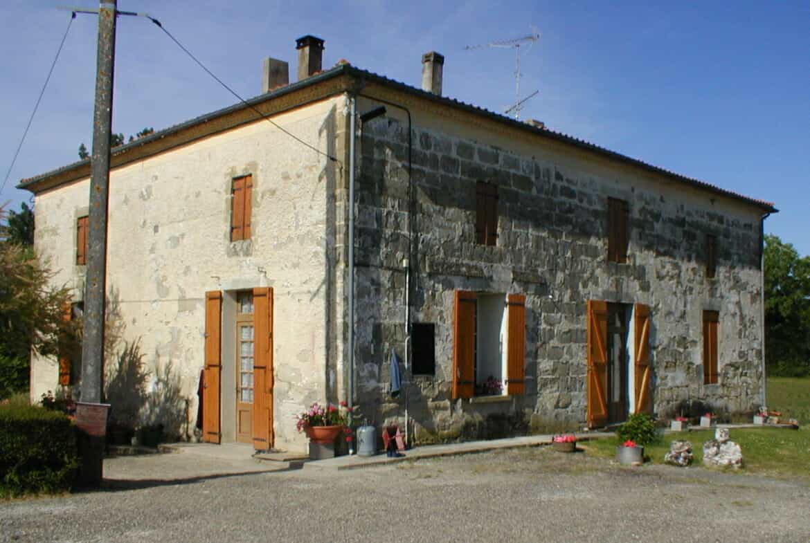 Hus i Tombeboeuf, Nouvelle-Aquitaine 10100765