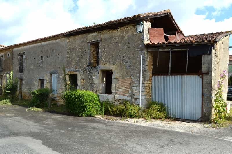 Συγκυριαρχία σε Agris, Poitou-Charentes 10100798