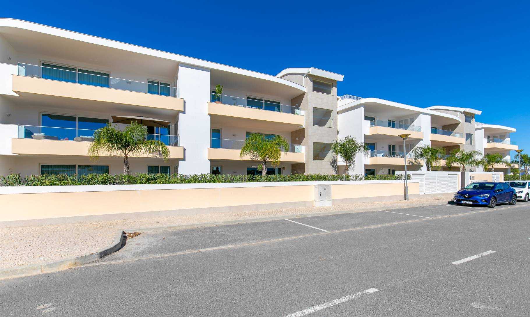 Condominium in Lagos, Algarve Western 10100804