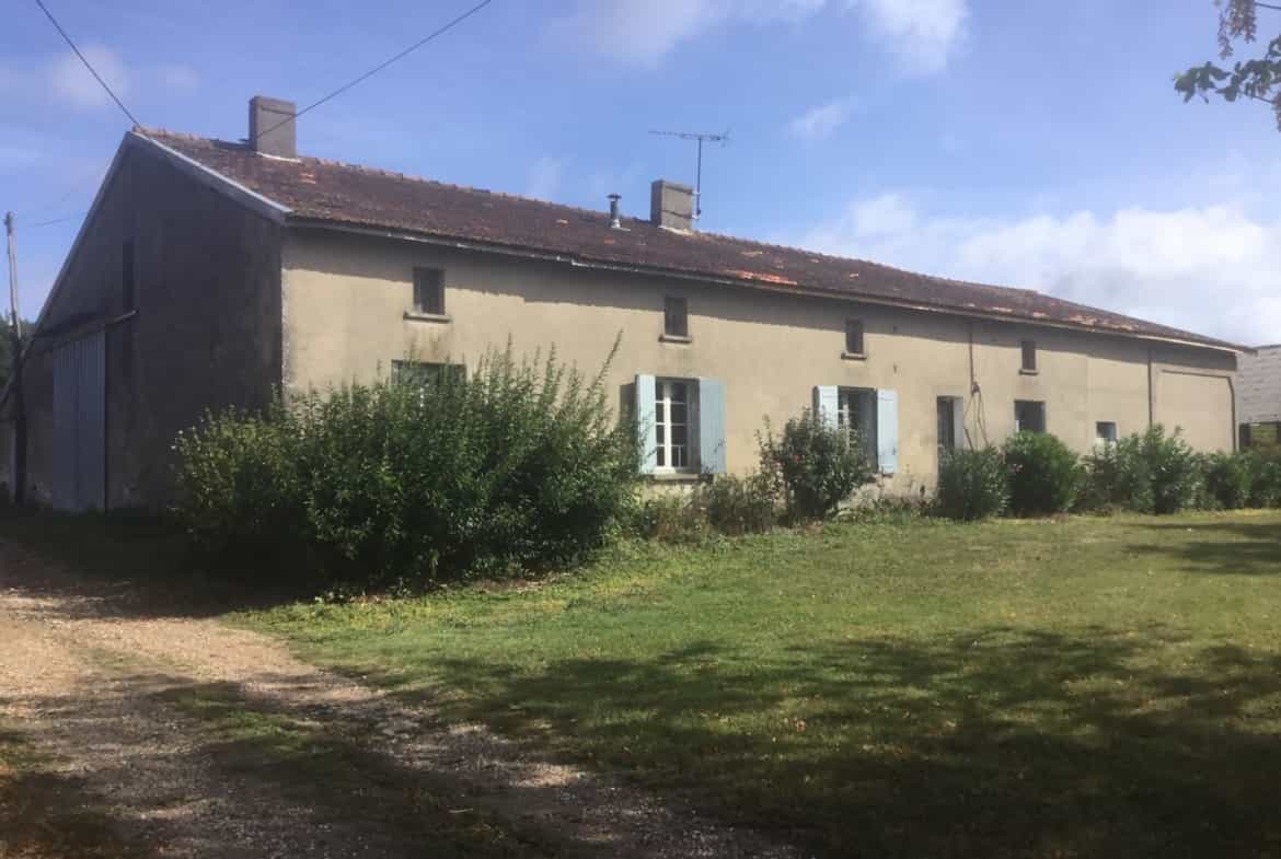 Talo sisään Escassefort, Nouvelle-Aquitaine 10100819