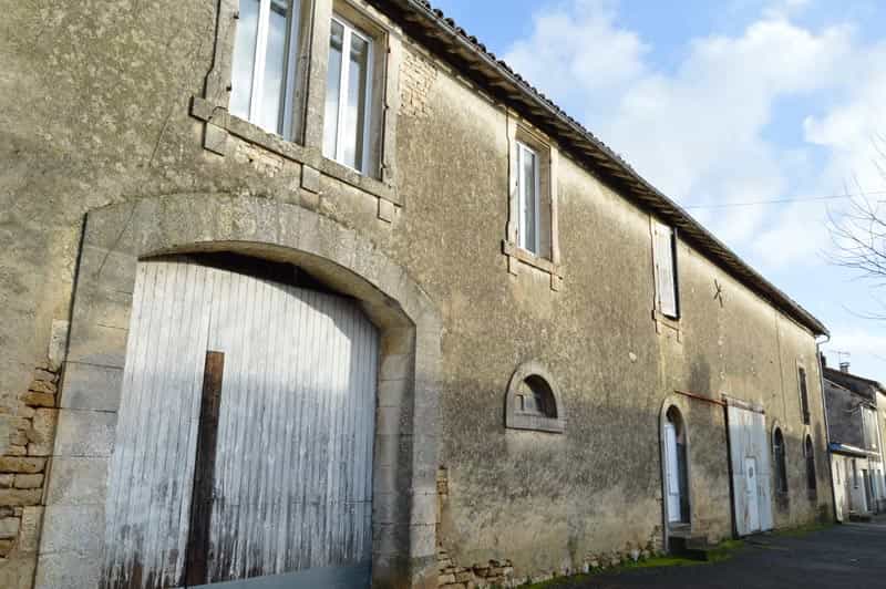 Kondominium dalam Sauze-Vaussais, Nouvelle-Aquitaine 10100832